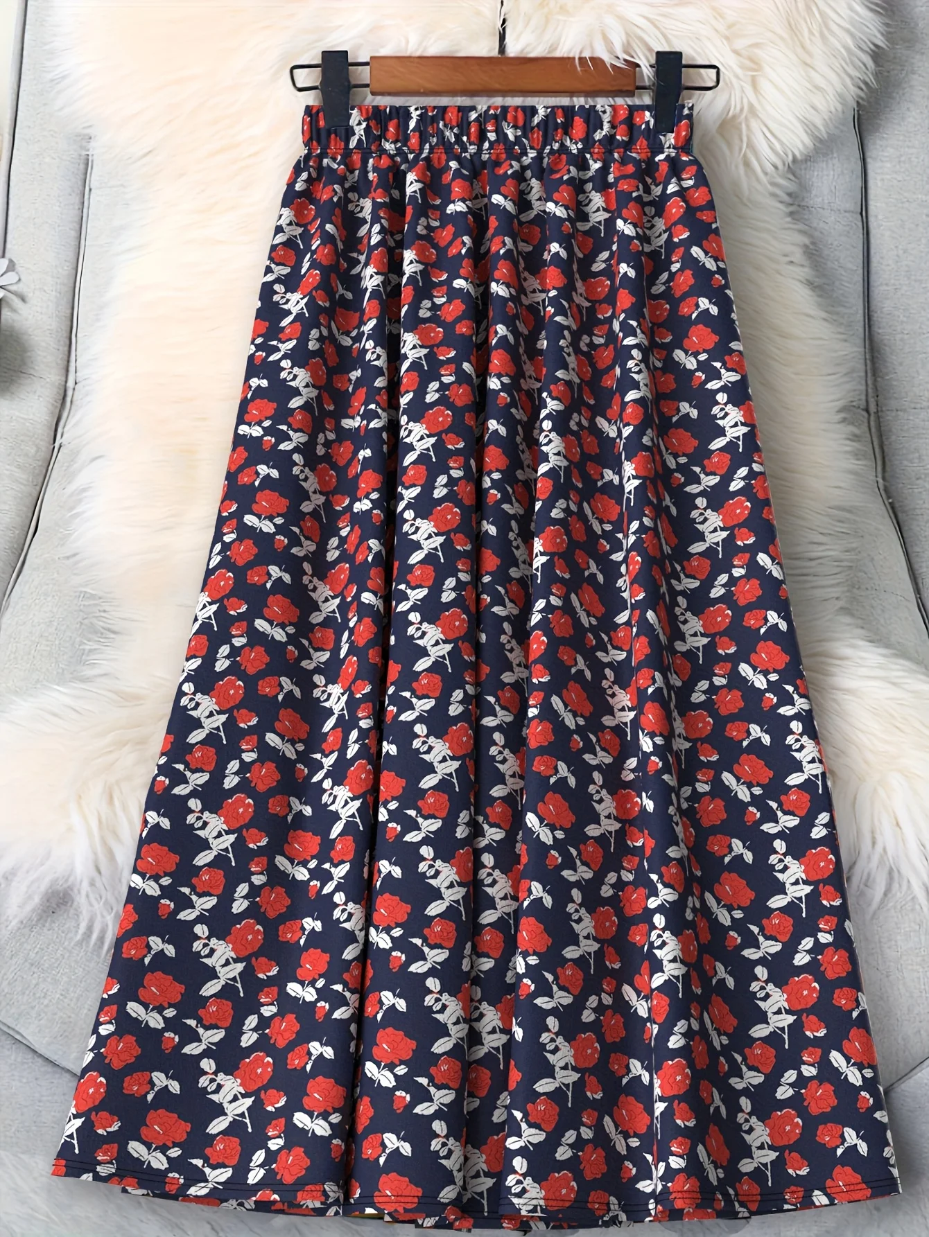 Gonna longuette alla moda taglie forti Luxy Trio, gonna intrecciata di media lunghezza adatta a tutte le stagioni, stile vacanza con un design classico