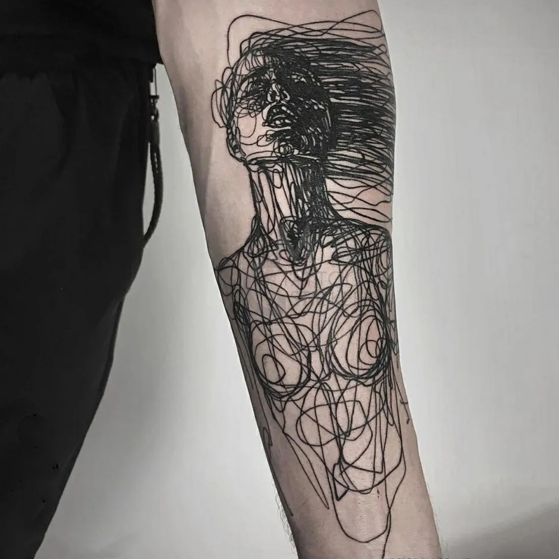 1 Sheet Personalized Creative Line Flower Arm Tattoo Sticker Waterproof Lasting Temporary Tattoo Party