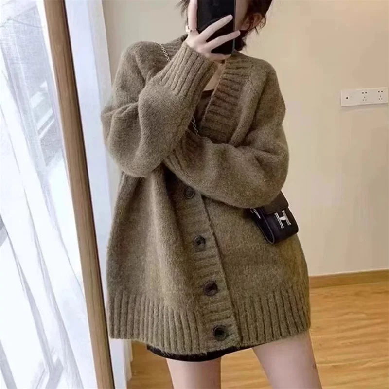 Chaqueta de suéter caqui para mujer, cárdigan de punto holgado y adelgazante, versión coreana de otoño e invierno