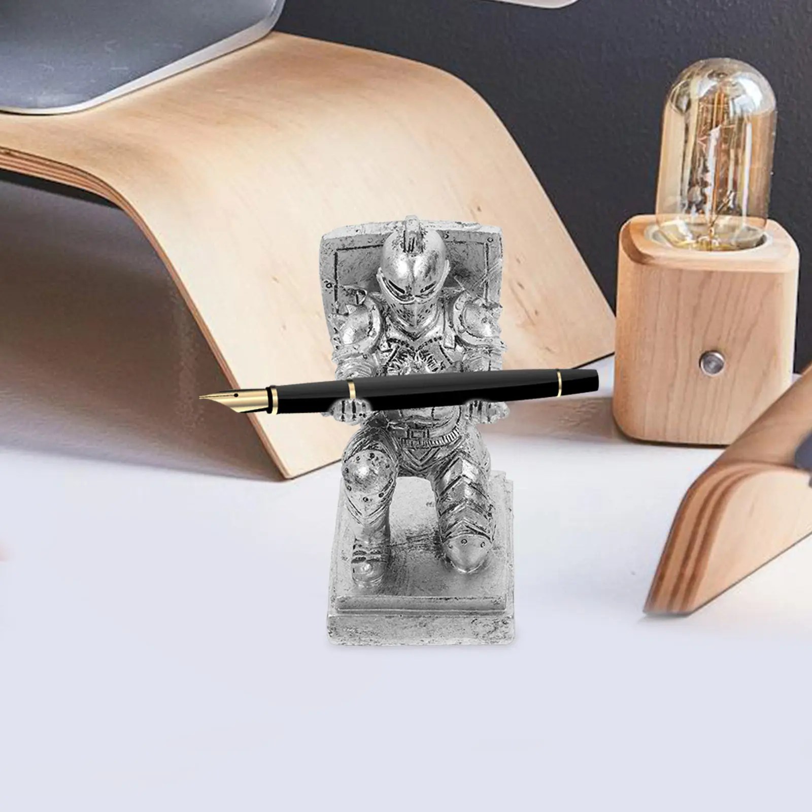Knight Themed Pen Holder Resin Desk Organizer Compact Elegant Office Decor for Men Graduation Gift Pen Stand Cute Desk