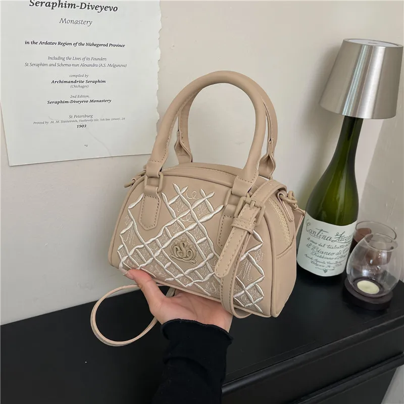 

Stylish Classic Elegant Ladies Shoulder Bag Crossbody Bag Messenger Handbag Leather Tote For Women Fashionable