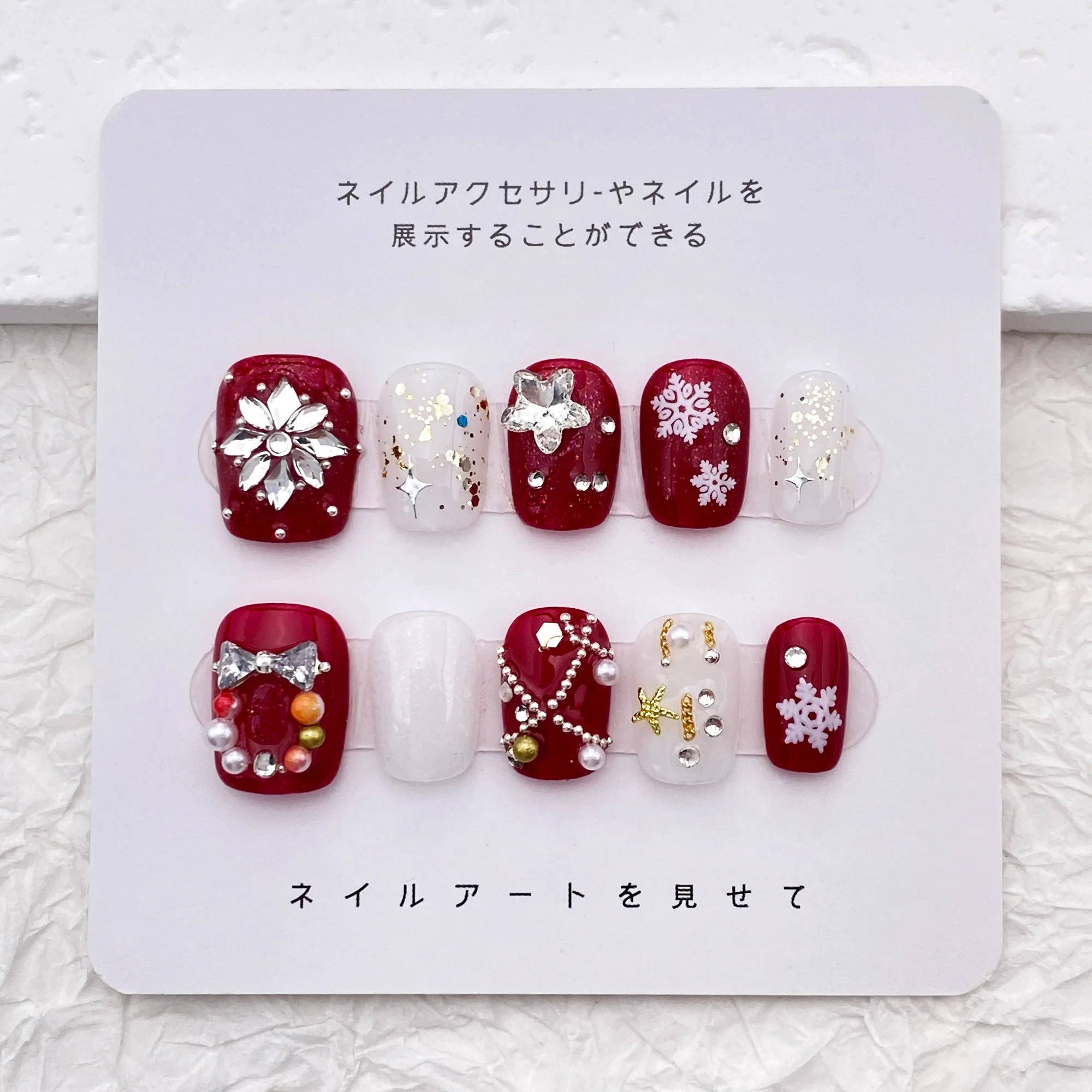 

Cute reindeer and snowman nail art, New Year Christmas short crystal nail art, elegant Christmas nail art