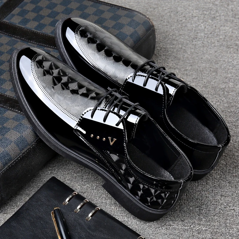 

Мужские классические туфли из лакированной кожи на шнуровке, деловые оксфорды, модные туфли с тиснением и толстой подошвой, свадебная обувь