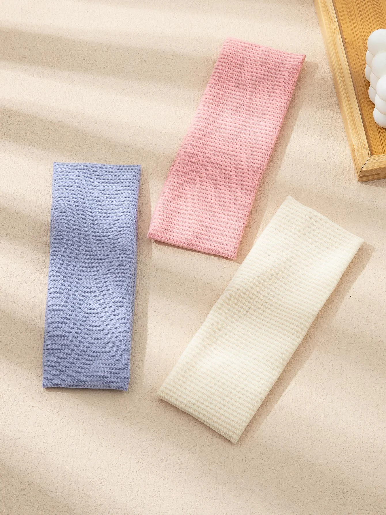 

3 новые вязаные спортивные повязки на голову в весеннем стиле для женщин, милые повязки для занятий спортом, однотонные аксессуары для волос.