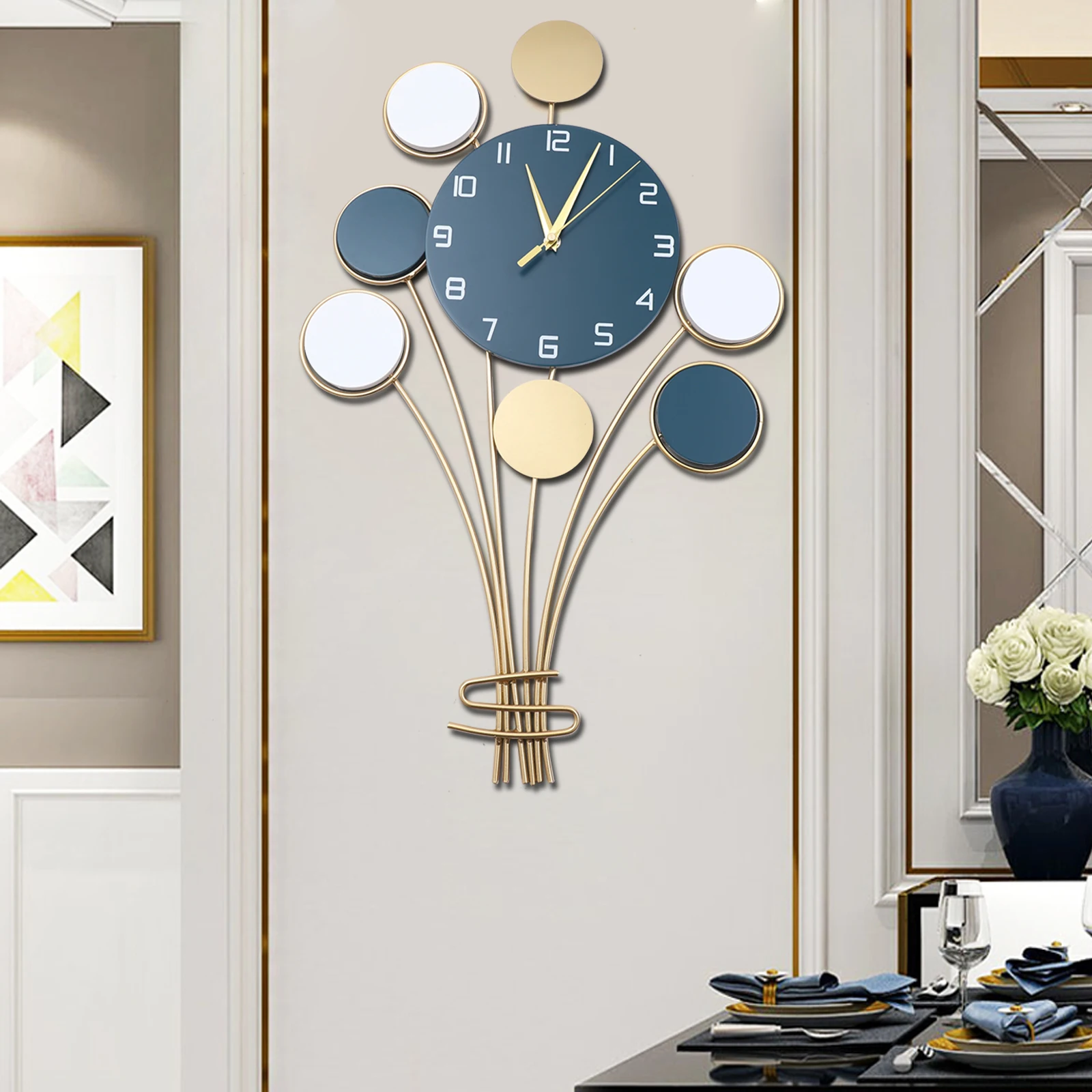 

Large Wall Clocks Metal Decorative Wall Clock Balloon Bouquet Design Home Decor Modern Silent Non Ticking Wall Clock