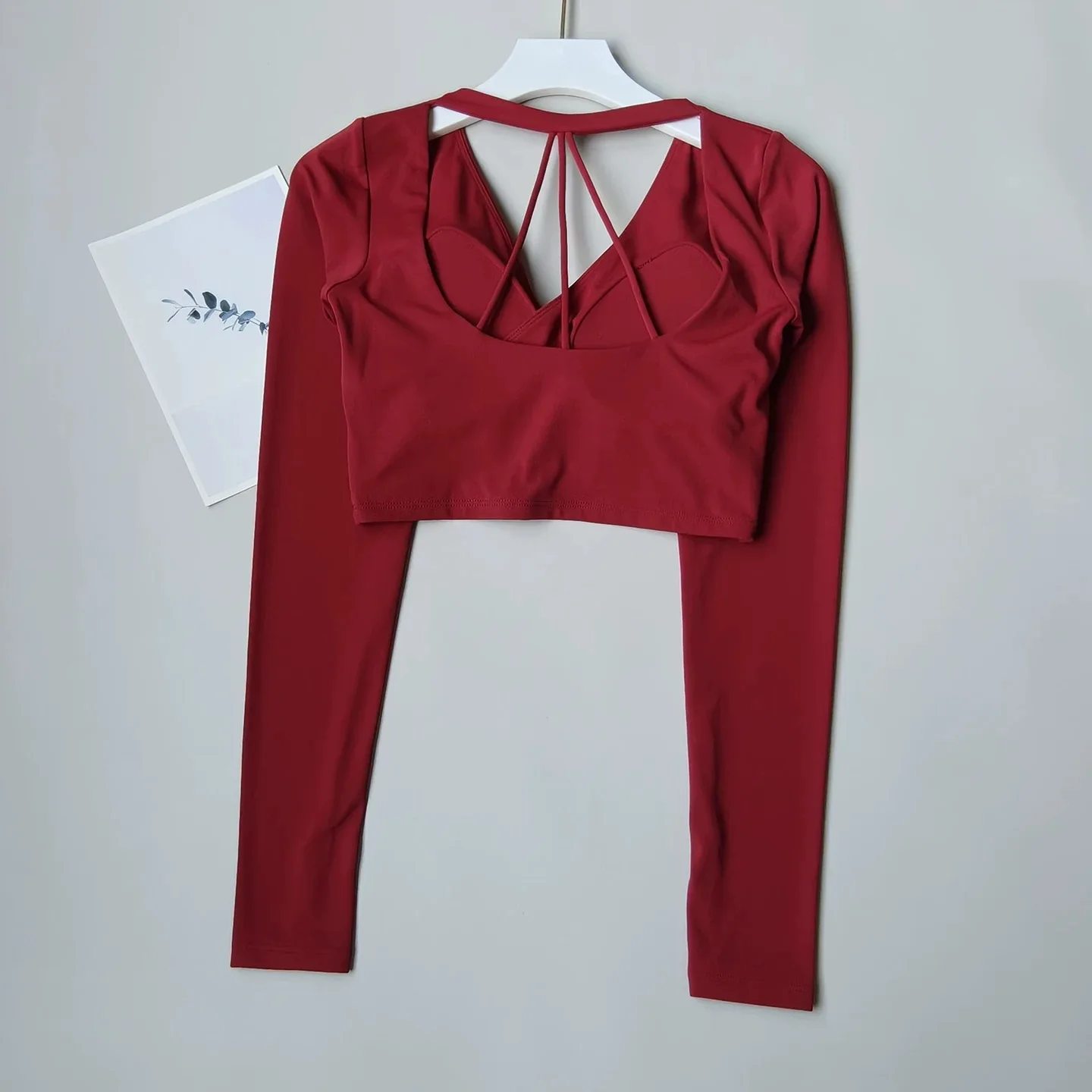 

Women's Short-length Long-sleeve Yoga Fitness Wear with Chest Pads for Yoga, Pilates, and Workout