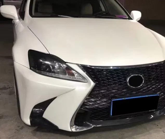 Factory Direct PP Car Body Kits F-sport Style IS250 Front Bumper With Grille for  Is250 Is300 2006-2012 Update GSF Facelift