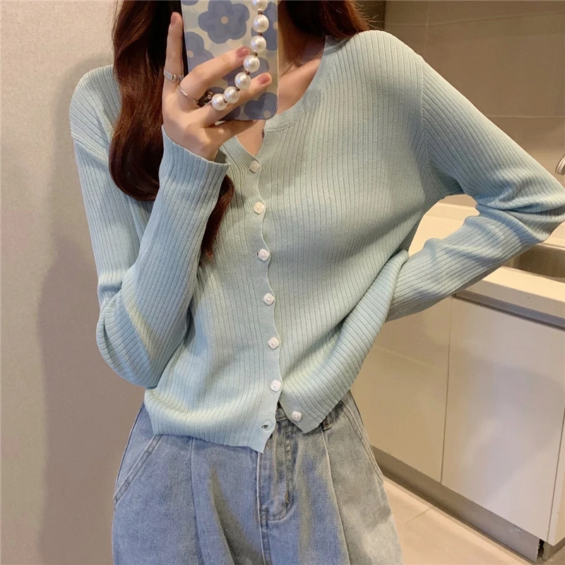 White gentle style with thin outer layer, 2024  new long sleeved sun protection and windproof knitted cardigan jacket for women