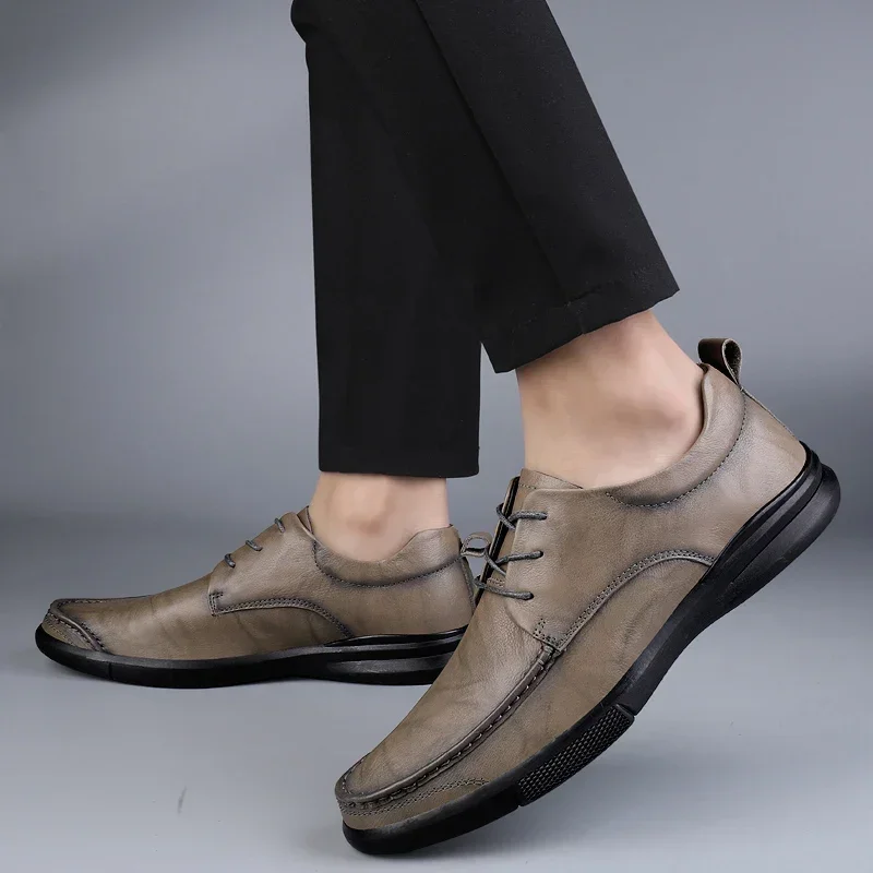 2023 Nieuwe Mode Heren Veters Effen Kleur Oxford Schoenen Heren Trendy Formele Schoenen Zakelijk Casual Leren Schoenen Heren Platte Schoenen