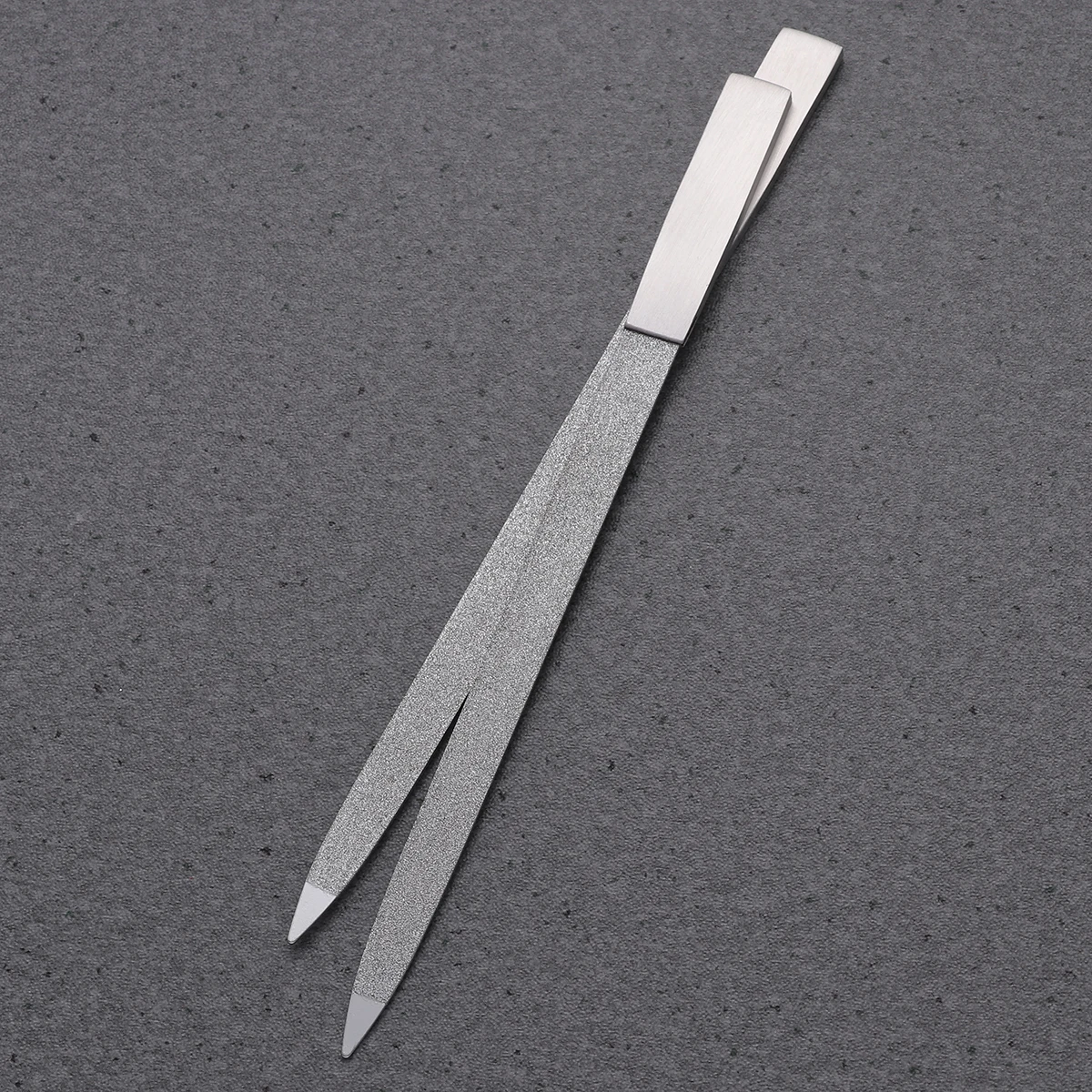 

6 шт. 7-дюймовая наждачная доска из нержавеющей стали, идеально подходящая для дизайна ногтей и маникюра дома или салона, прочная и эффективная