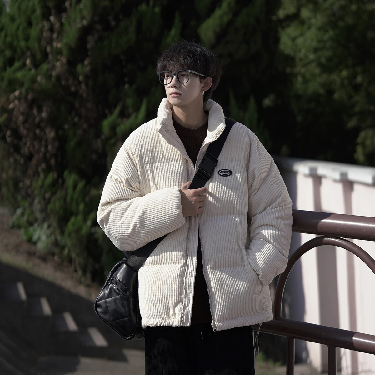 

Men's down Cotton Jaet Winter Thiened Bread Sle American Trendy Brand Corduroy Coat Youth Casual Warm Zipper Closure