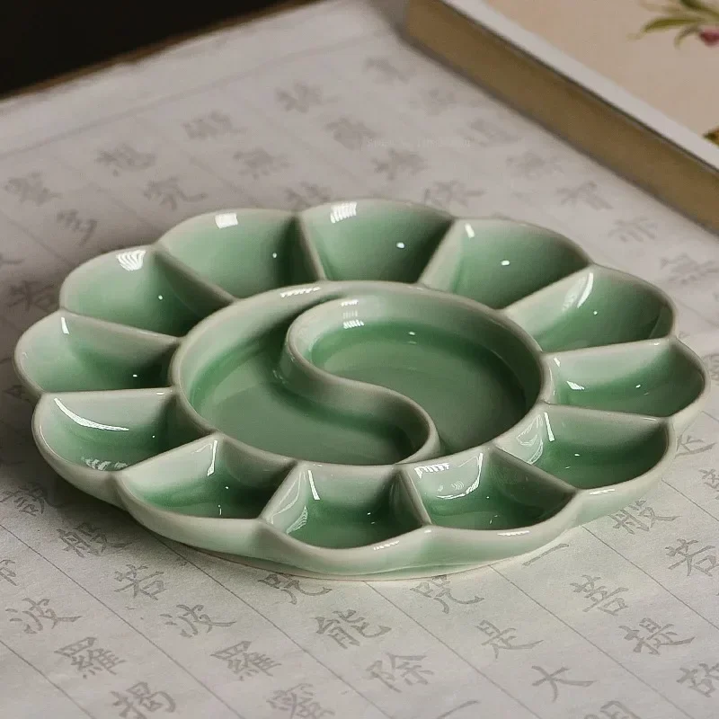 Hand-made Celadon Palette Plum Blossom Watercolor Pallet Jingdezhen Ru Kiln High-quality Ceramic Plate/Pen Holder Art Supplies