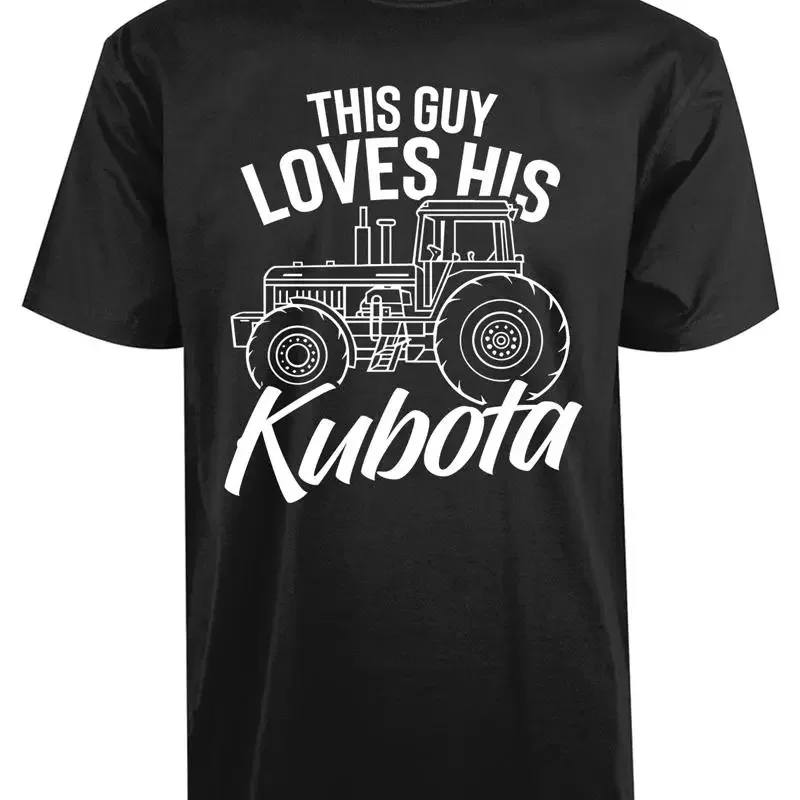 هذا الرجل يحب كوبوتا جديد رجل تي شيرت السيارات جرار البناء الأعلى #1