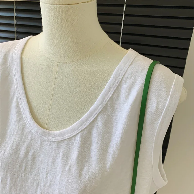 Bardzo Duży Rozmiar Letnia Luźna Koszulka Bez Rękawów z Bawełny i Lnu, Cienka, Codzienna, Idealna na Dojazdy do Pracy, Plus Size, dla Puszystych Kobiet