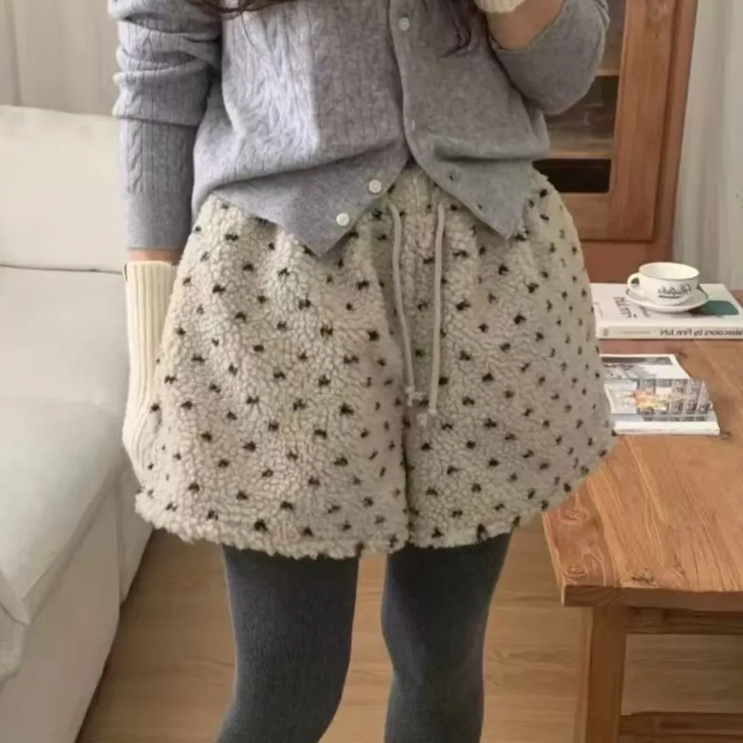 Pantaloni ort in pelliccia di agnello chic a vita alta da donna Casual Love Heart Design Vintage Trendy Autunno Inverno Pantaloni caldi a gamba dritta