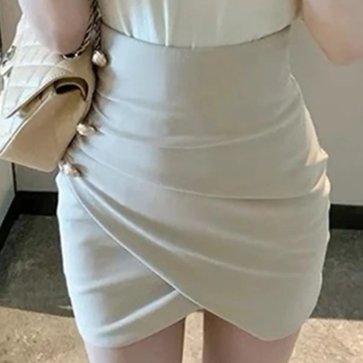 Pure Desire High-Waisted Elegant Button Skirt Short Skirt Women Pleated Irregular Tight-Fitting Bodycon A-Line Casaul Skirt WSQ5