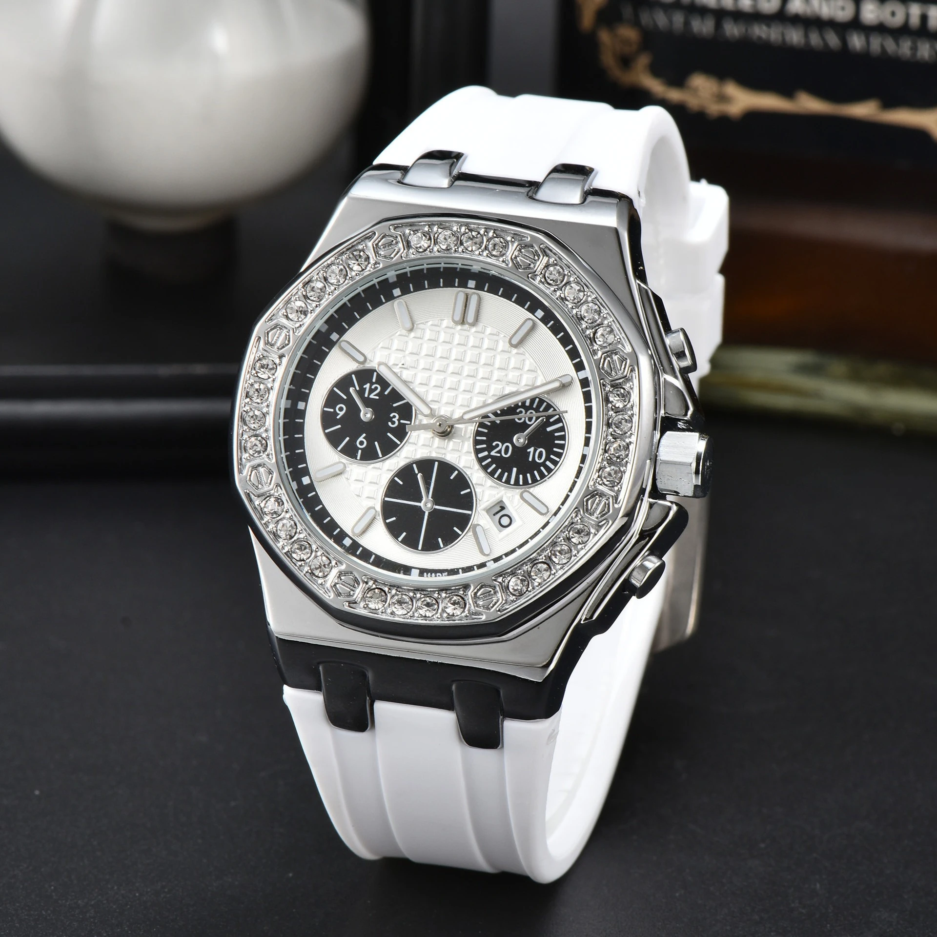 New Designer Luxury Watch Women High End Quartz Movement Minimalist Fashion Casual Wristwatch Elegant Dress Watch High Quality