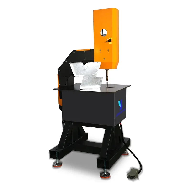 Professional Semi Automatic Aluminum Character Shell Riveting and Letter Making Machine