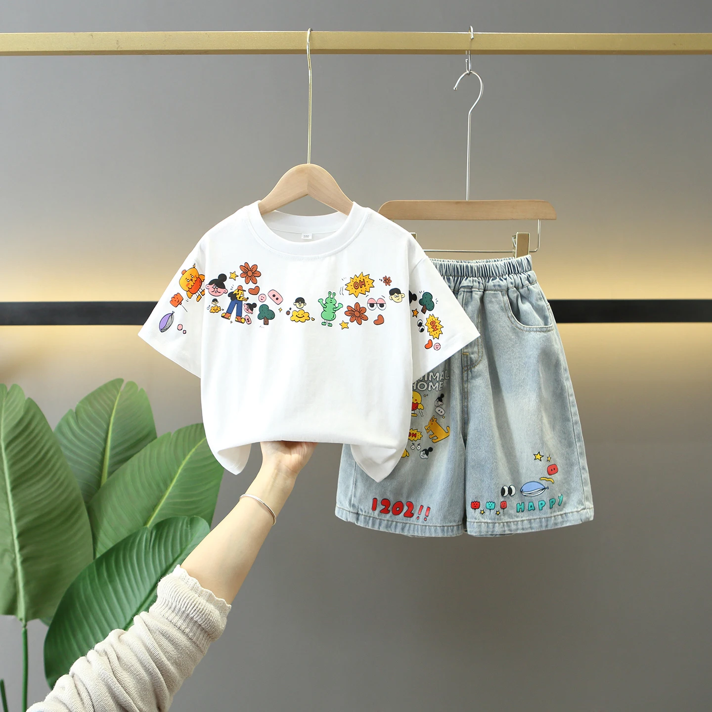 

Boys Summer Fashion Cartoon Flower Short Sleeve Denim Set New Arrival Children Casual Two Piece Cool Sweatshirt Pants Outfit
