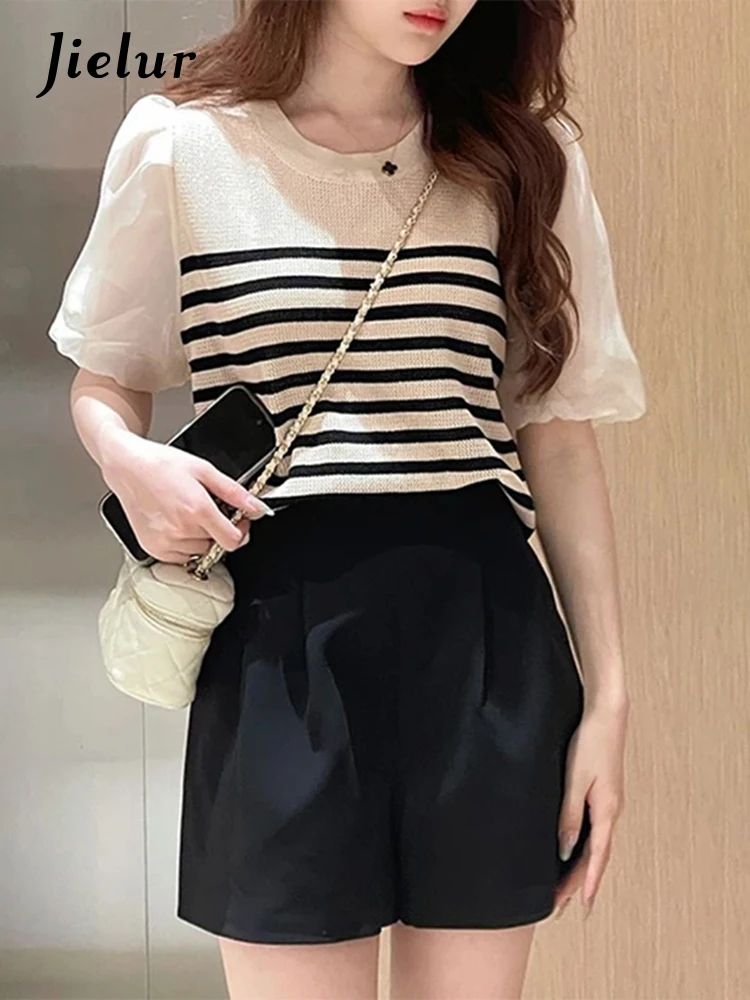 

Jielur Summer New Fashion Korean Women's T-Shirts Striped Knitted Puff Sleeve T-Shirts Woman Off White Simple Basic Top Female