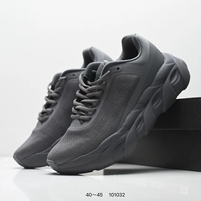 

2025 New Men's Sports Training Running Shoes Chunky Sole Shock-Absorbing Breathable Mesh Non-Slip Shoes