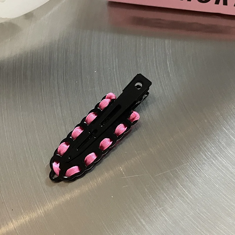 Pink and black girl traceless metal hair clip sweet and cool high-end color matching makeup clip bangs and broken hair clip