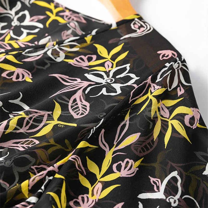 ผู้หญิงผ้าไหม 100% ผ้าไหมหม่อนดอกไม้สีดําพิมพ์โปร่งใส Ruffles เอวสูง V คอโคมไฟแขนยาวชุด M1395