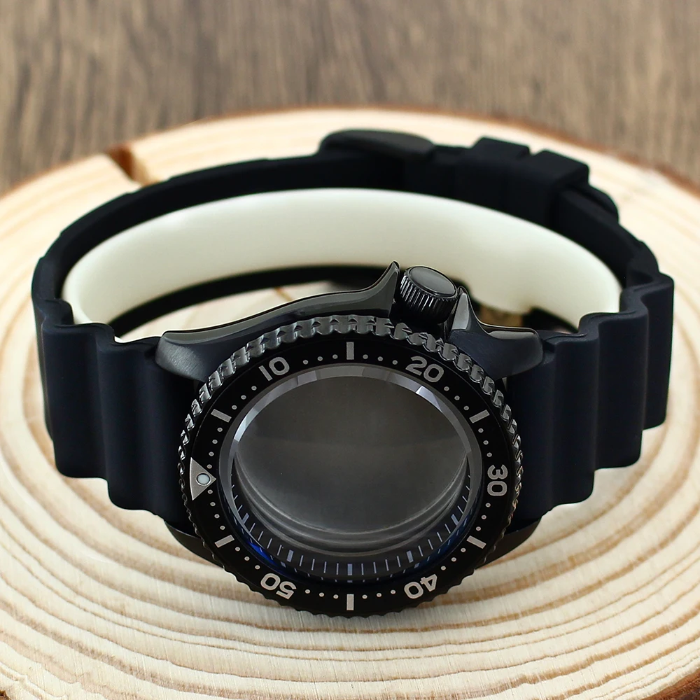 Caja de reloj SKX negra PVD de 42,5mm, cristal de zafiro de doble arco para NH34 NH35 NH36 NH38 NH70 Movts con anillo de capítulo, pieza de correa de goma