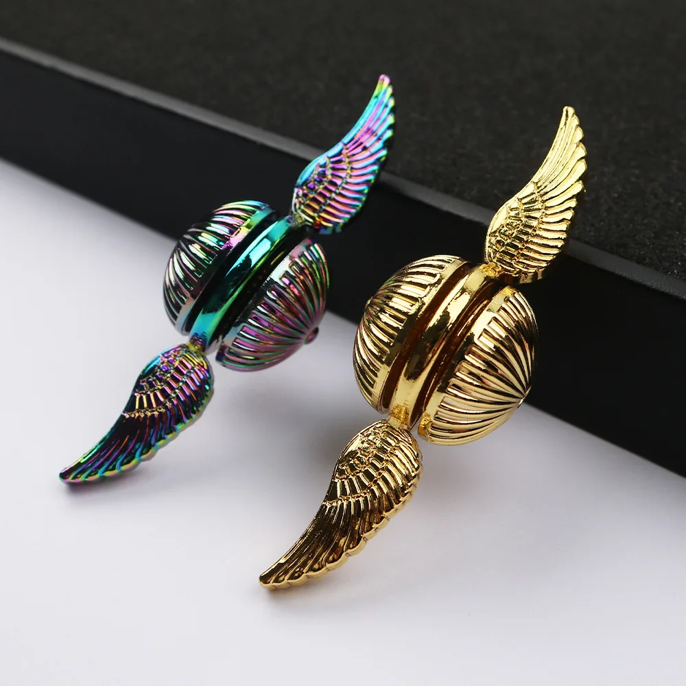 

2025Fidget ручной спиннер подарок для любителей средневековского волшебного мира волшебства стресс тревога СДВГ рельефная игрушка-непоседа металл