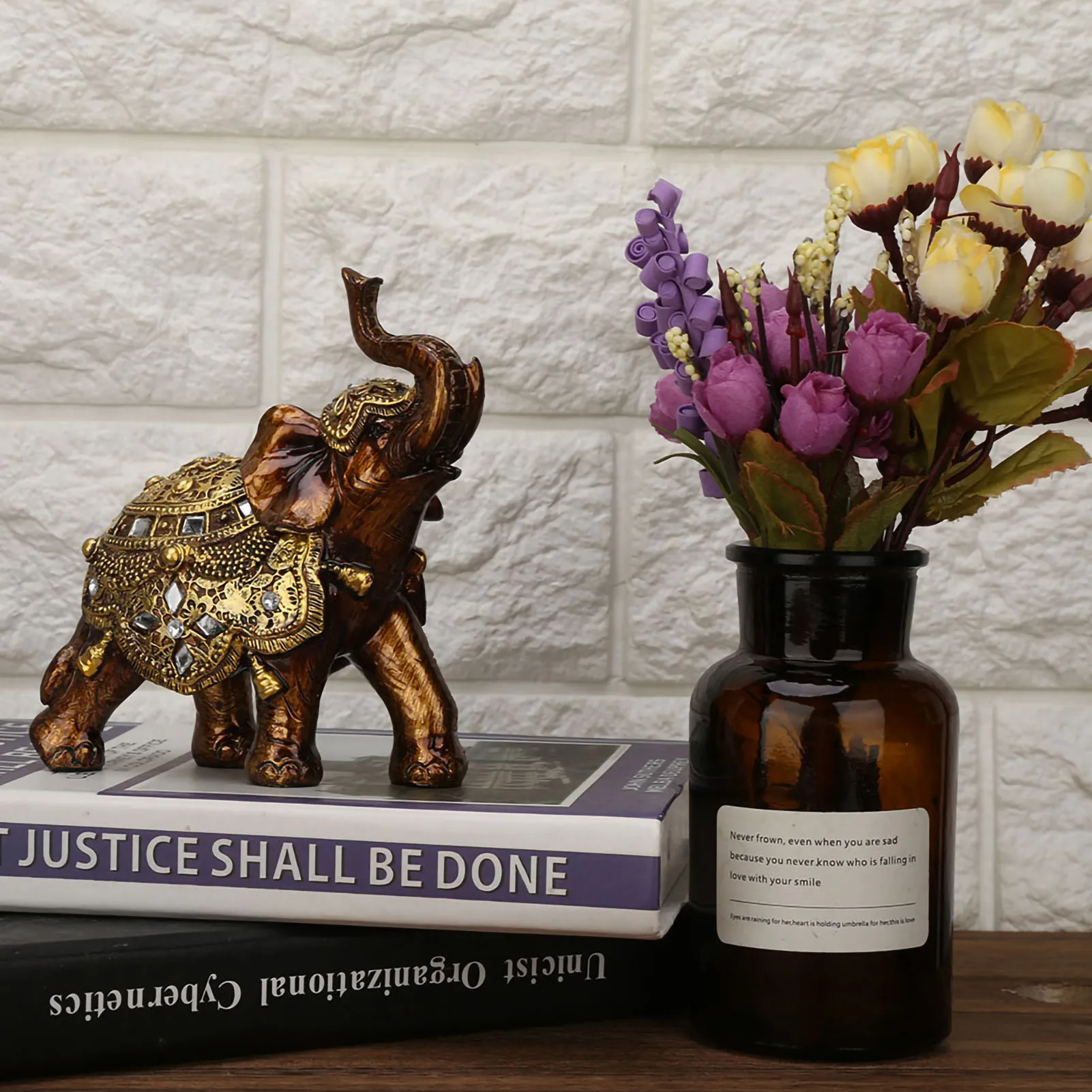 Resin Elephant Statue Wood Grain Feng Shui Elegant Elephant Sculpture Ornament for Home TV Cabinet Craft Decoration