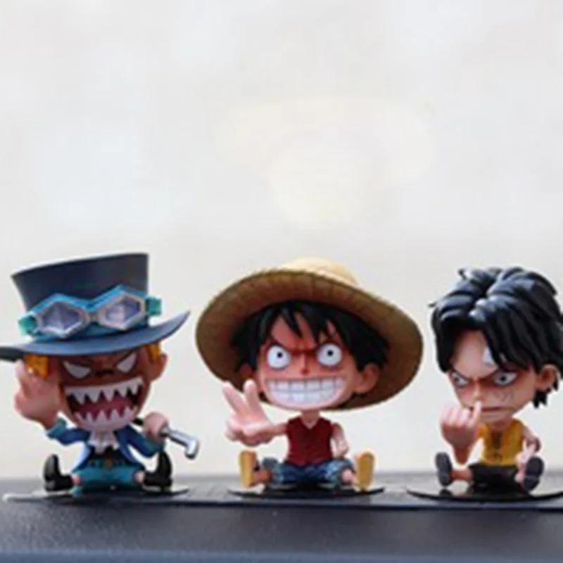 Cartoon Q Version ONE PIECE Action Figures Car Ornaments Monkey D Luffy Sanji Zoro Car Interior Decoration Model Thousand Sunny