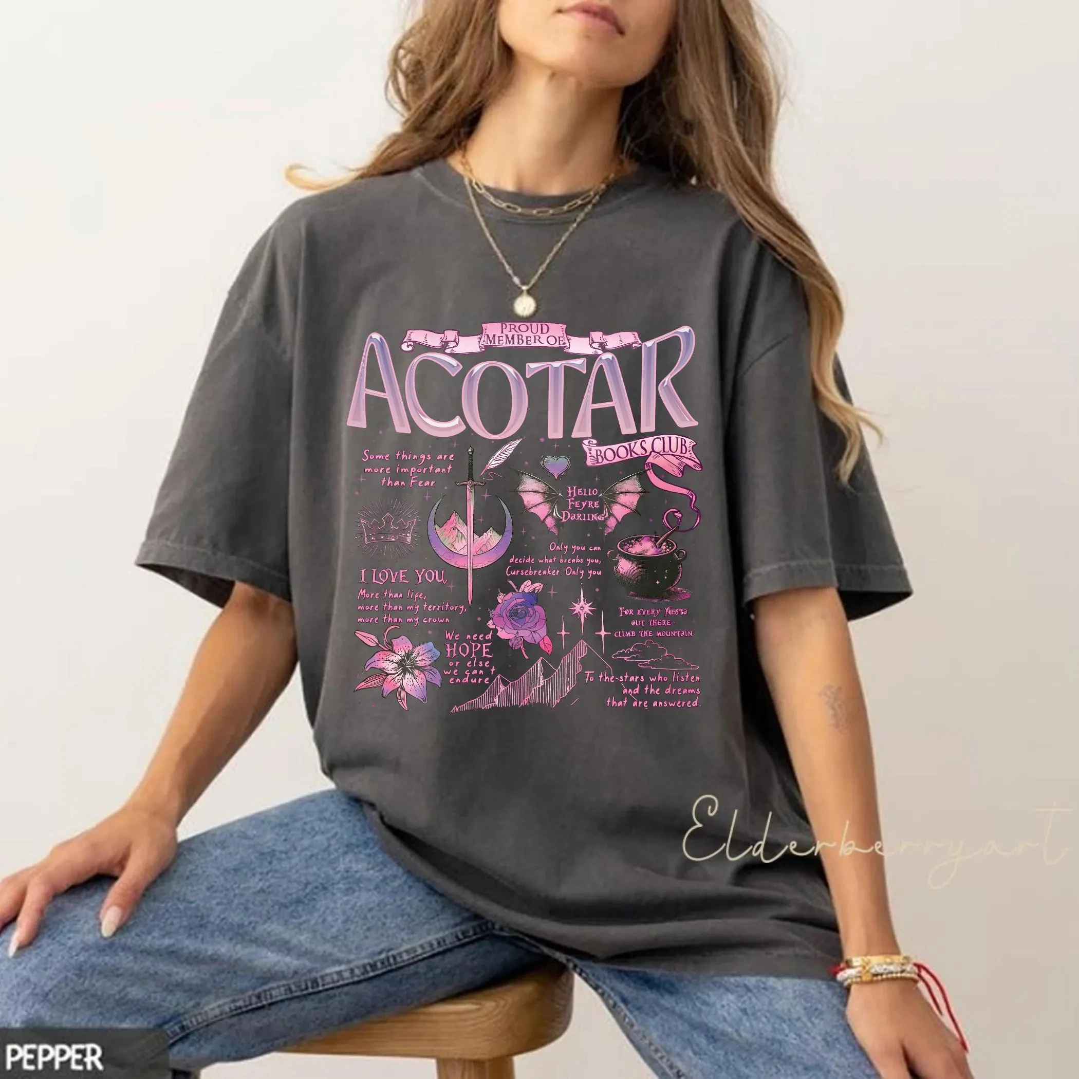 عضو فخور من ACOTAR Book Club قميص الخيال كتاب عاشق المحملة سارة J Maas مروحة تي شيرت الراحة Bookish قميص الجمالية المحملة #1