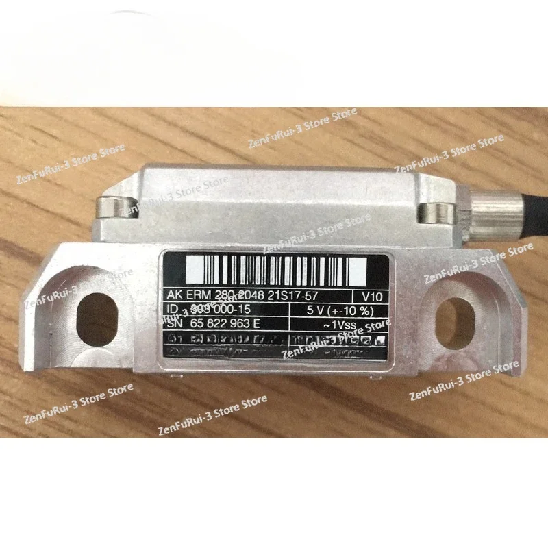 

Подлинный новый AK ERM280 2048 21S17-57 ID: 393000 -15