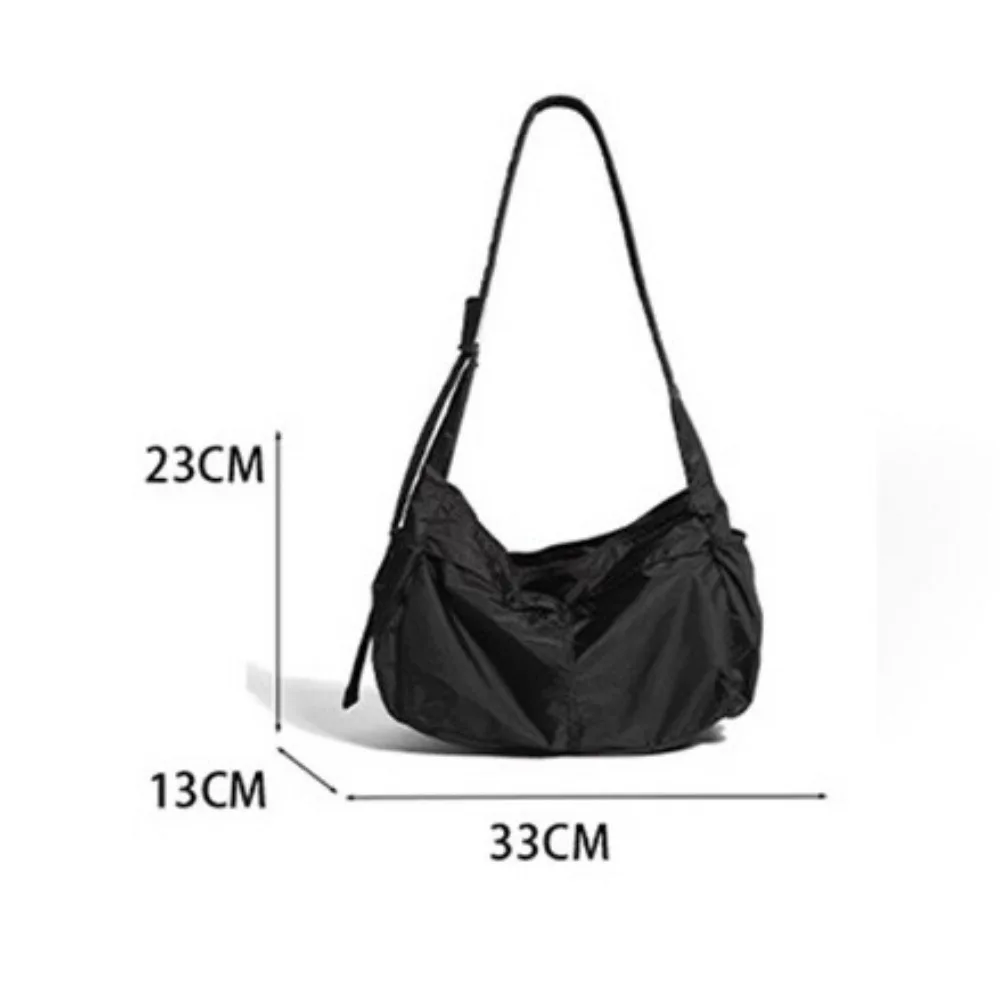 Large-capacity Travel Commuter Bag Leisure One-shoulder Nylon Tote Bag Men and Women Waterproof Sports Style Messenger Bag image 2