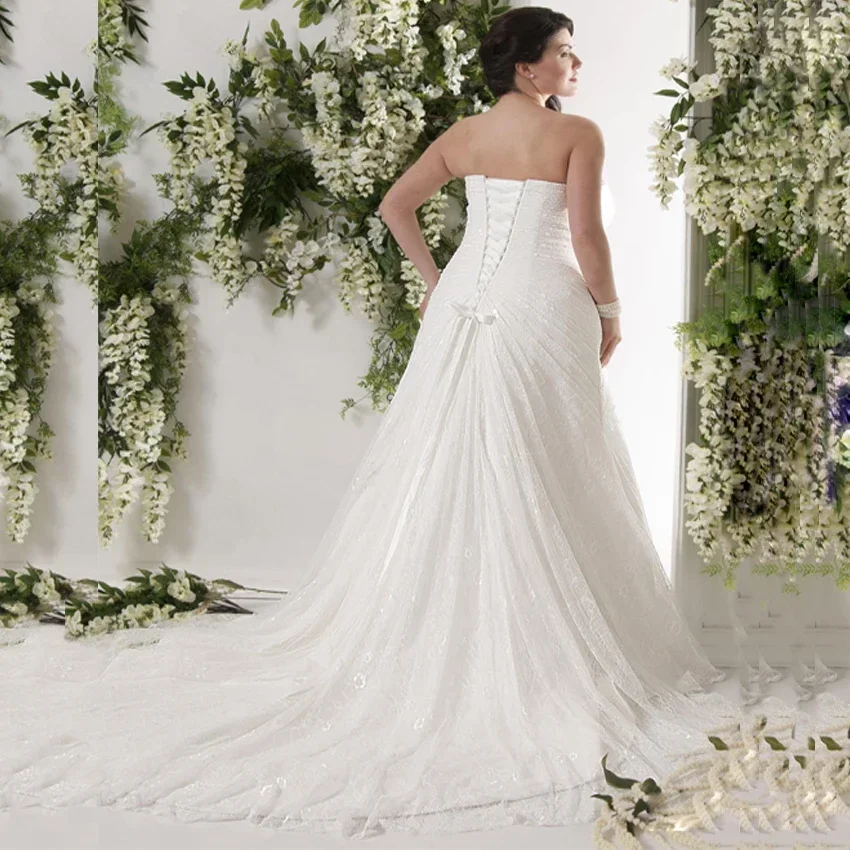 Plus Size Strapless Sweetheart Ruched Wedding Dress Beaded Side Detail Sparkling Tulle A Line Ball Gown Skirt with Chapel Train