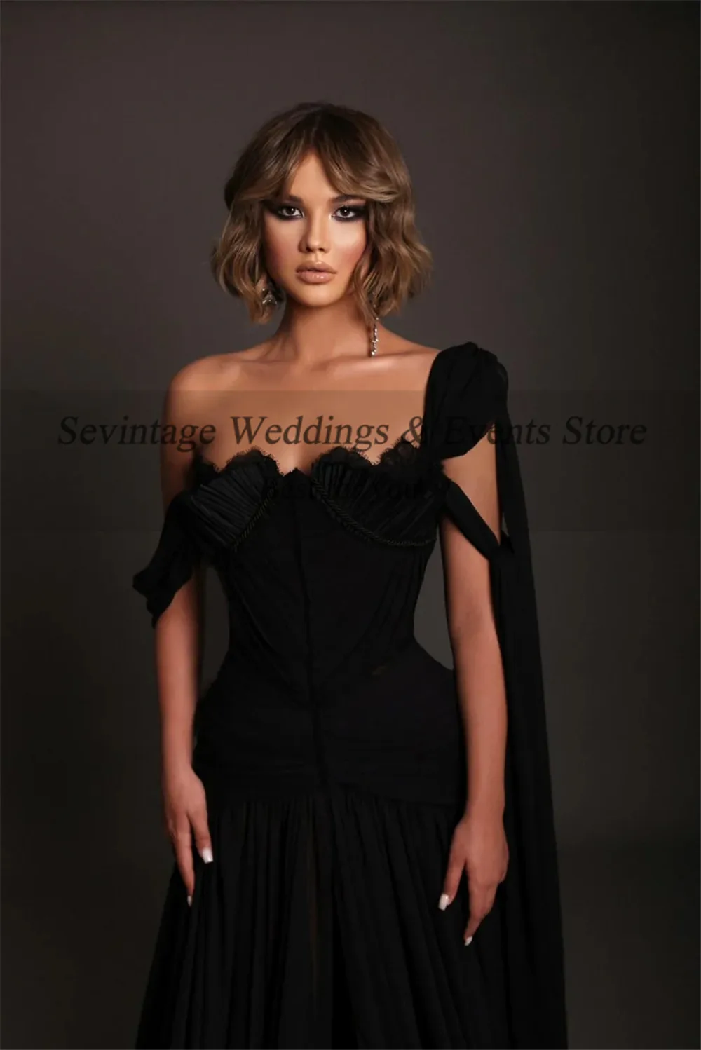 Customized Mature Black Prom Dress Lace Mermaid Strapless Sleeveless High Slit Sexy Formal Evening Dress Floor Length Party Gown