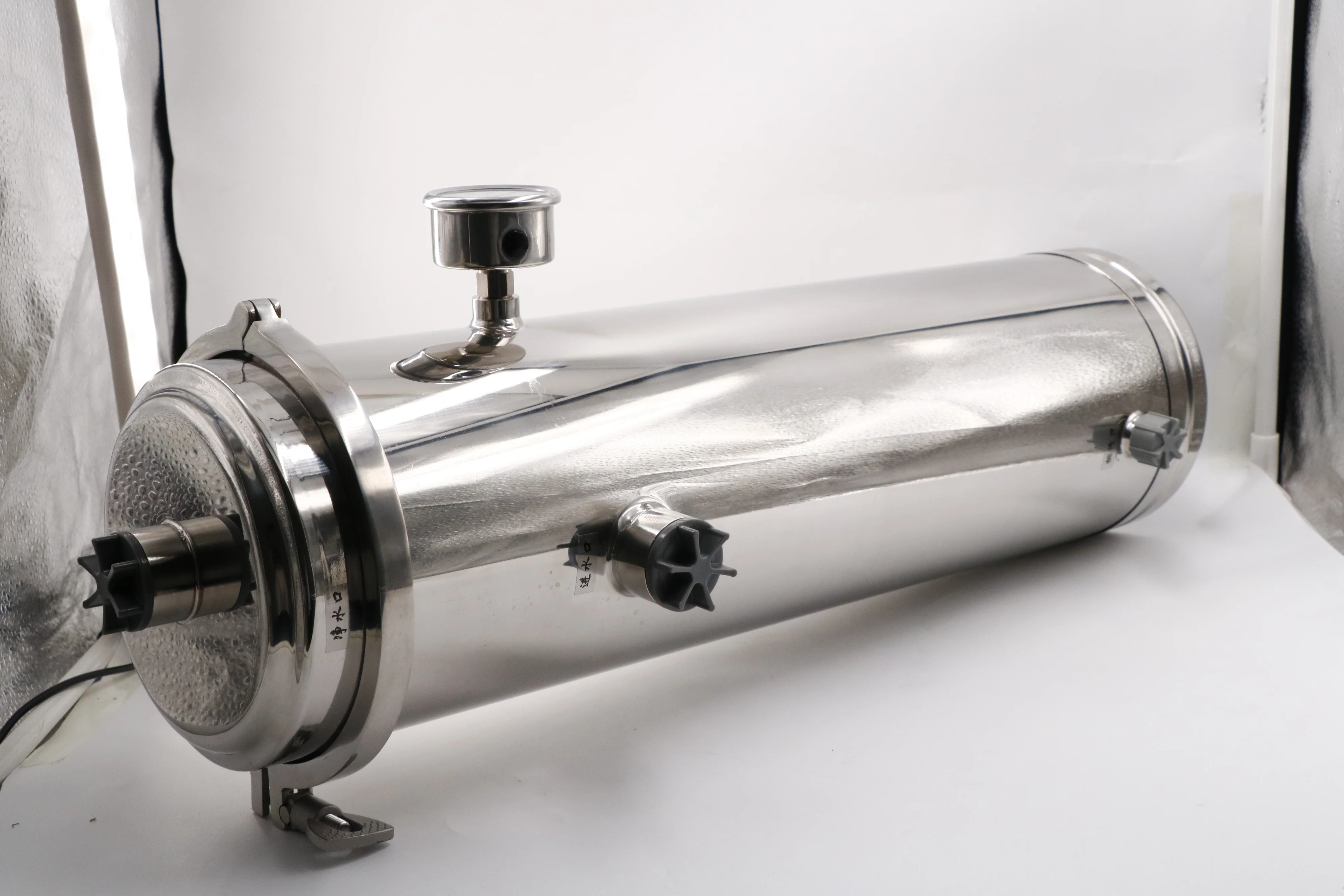 صديقة للبيئة 159-8000L أنابيب الفولاذ المقاوم للصدأ مرشح مرشح فائق PVDF UF مع مقياس الضغط لترشيح المنزل كله