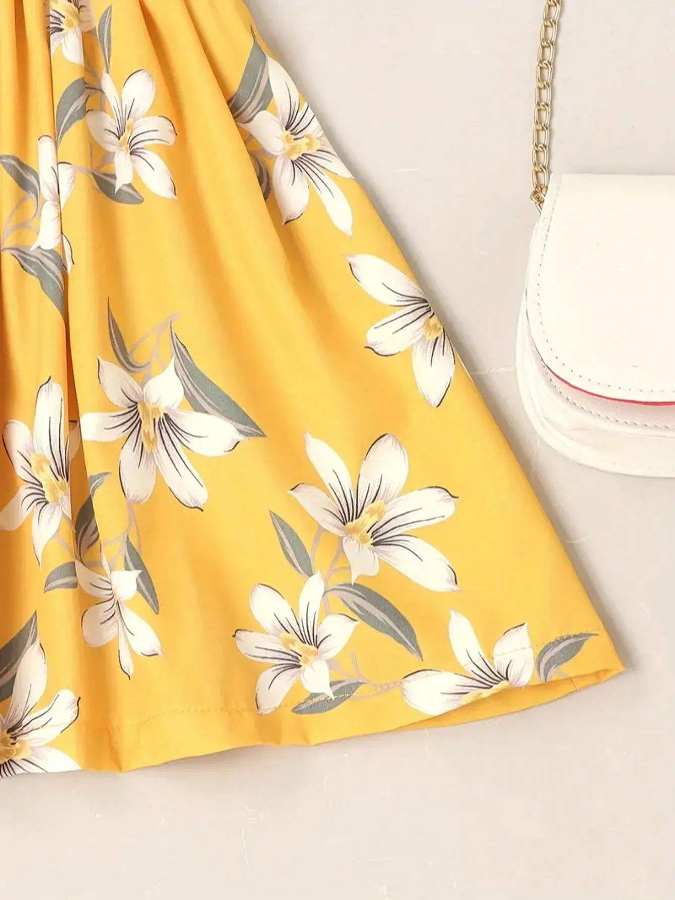 Kleines Mädchen-Trägerkleid mit Blumenmuster, V-Ausschnitt, elastische Taille, Party- und Strandkleid, süßes Sommer-Trägerkleid – Detail 7