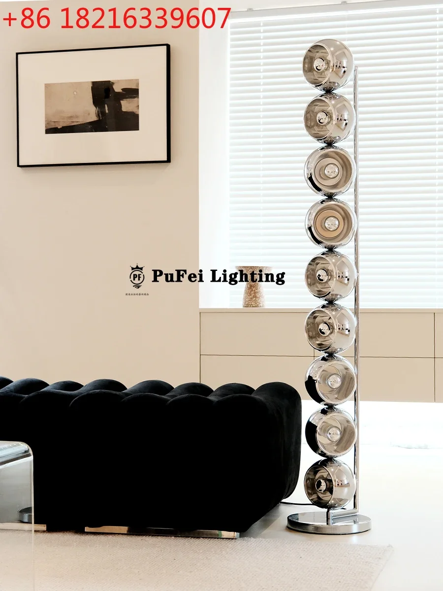 

Medieval living room simple desk lamp metal Bauhaus lamp sample live broadcast background light
