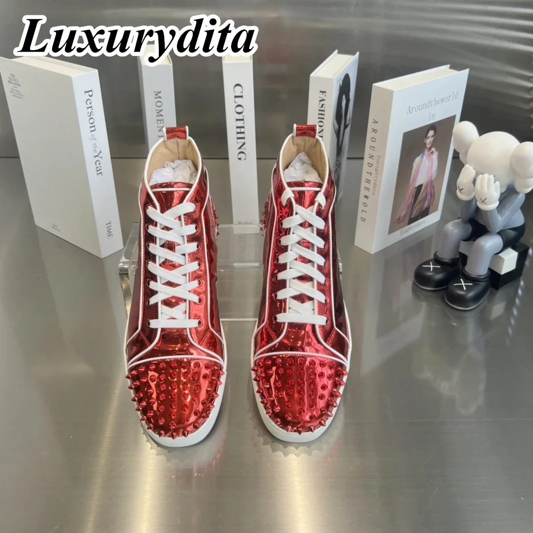 

Top Quality Womens Trendy Casual Sneakers Luxury Mens Real Leather Tennis Shoes Designr Red Sole Tide Lovers Rivet Shoes HJ1120