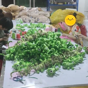 ألعاب أنيمي أفخم الحرباء للفتيات ، ألعاب محشوة ناعمة ، دمية أفخم ، ريموند رابونزيل ، زخرفة الكتف ، هدايا أعياد الميلاد 15 سم أفضل 10 مبيعات Rapunzel Chameleon Plush - رقم 10