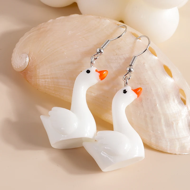 Funny Animal Duck Drop Earrings for Women Cute White Goose Jewelry Ornaments Girls Party Birthday Jewelry Gifts