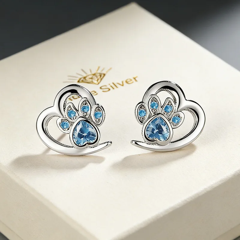 

Sweet And Lovely Cat Claw 925 Sterling Silver Jewelry Simple Heart-shaped Blue Zircon Footprint Stud Earrings 3898