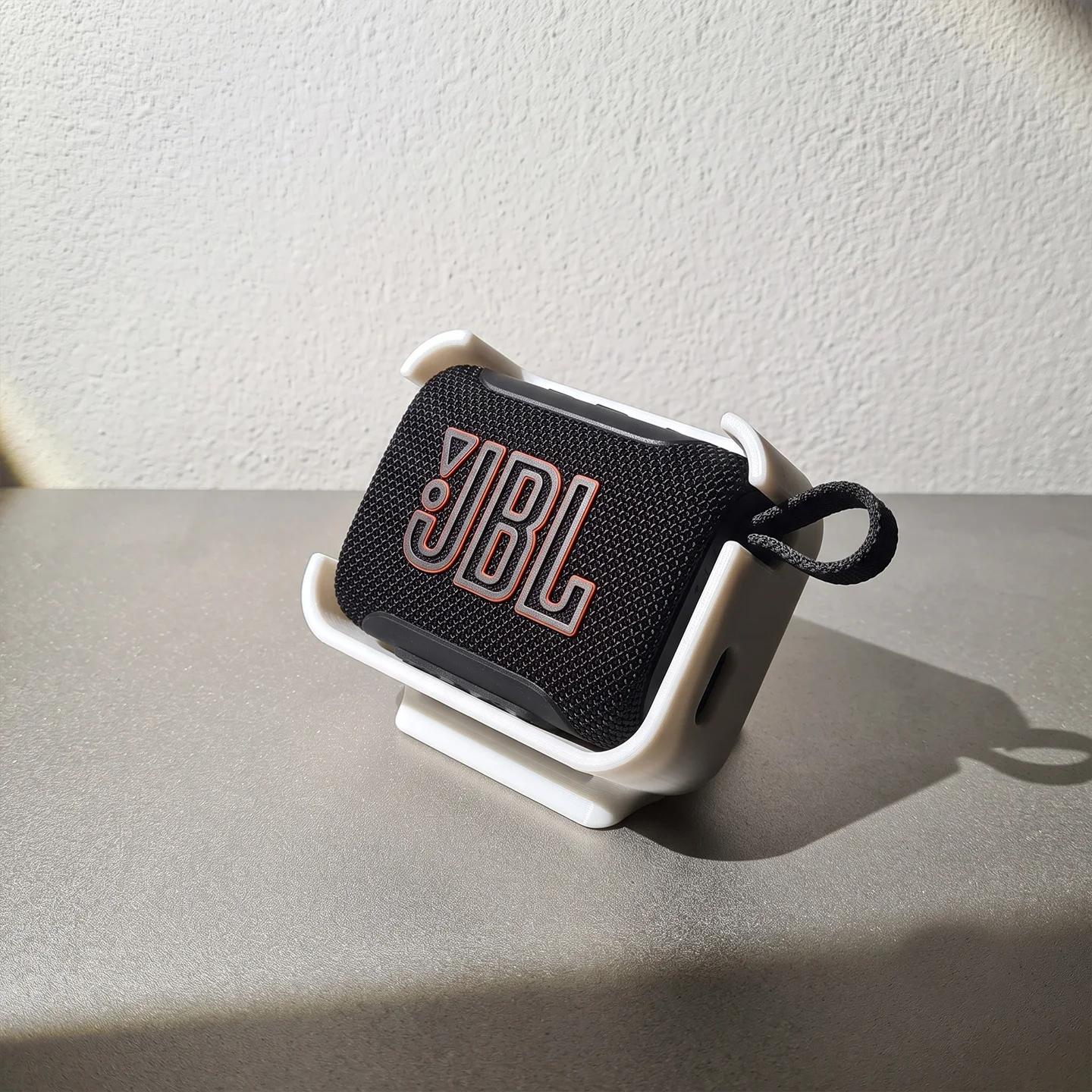 Suitable for JBL GO 5 stand, base, desktop, riser/tilt stand, accessories.