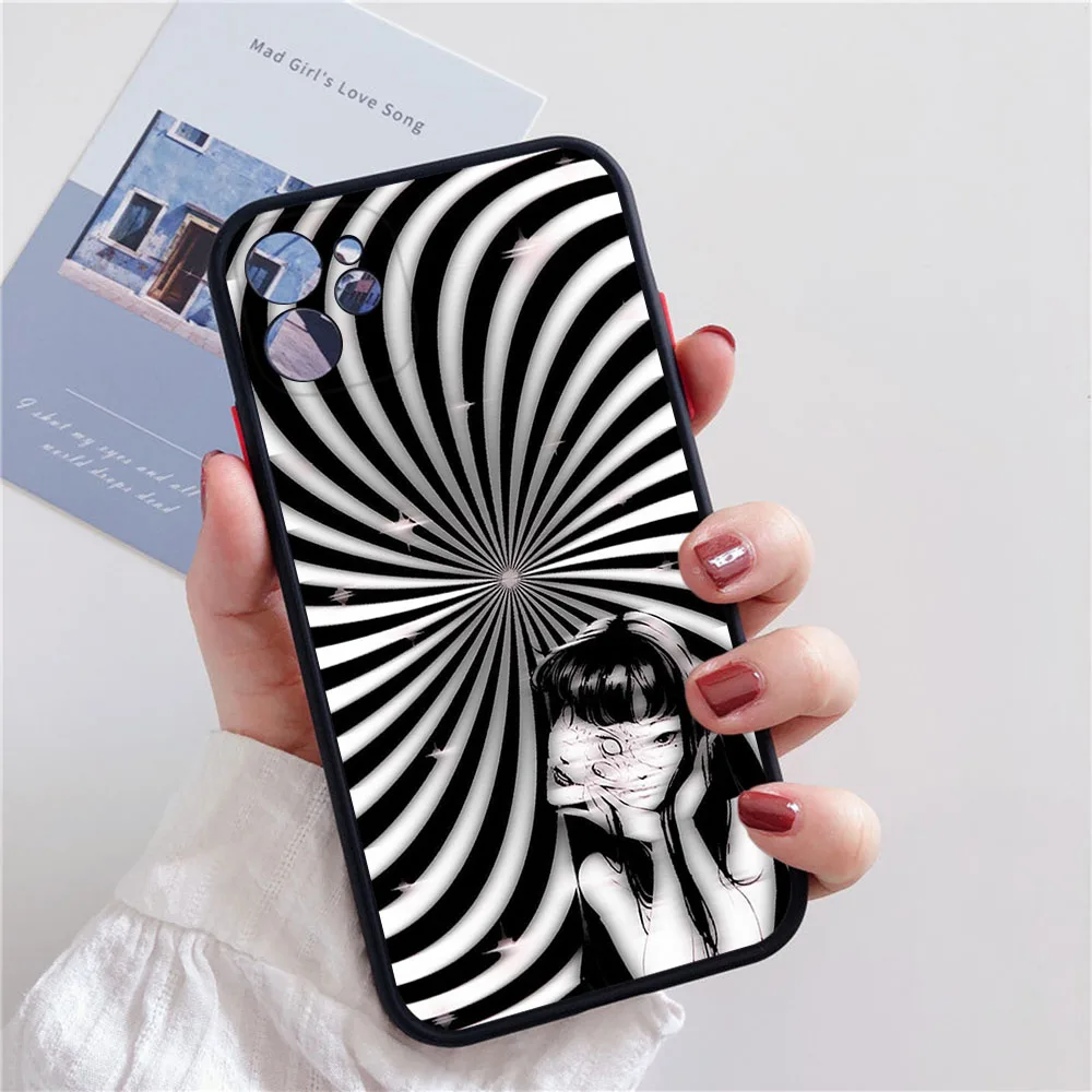 Phone Case For iphone 16 7 8 Plus 15 14 13 Mini 12 11 16Pro Max SE XR Junji Ito Tomie Tees Manga Matte Frosted Translucent Cover