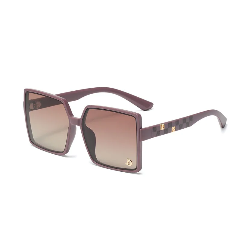 

2025 High Quality New Square Frame Sunglasses Women Europe and The United States Retro Design Fashion Trend UV400 Sun Glasses