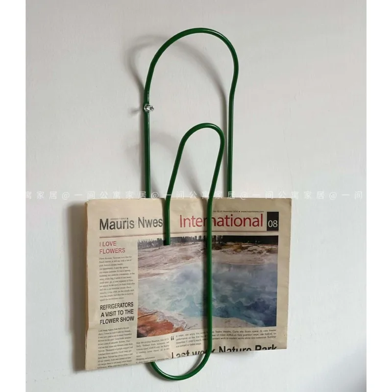 MOMO Home Paper Clip Wall Decoration Clip Creative Newspaper Magazine Hanging Bag Hat Hook Gift