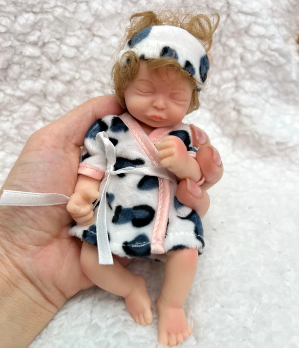 15cm Reborn Doll Soft Silicone Realistic Mini Newborn Toy Doll