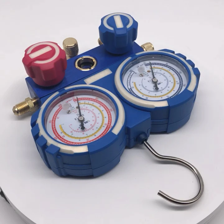 Value VMG-2-R134a-B Refrigerant Manifold Gauge with quick connector