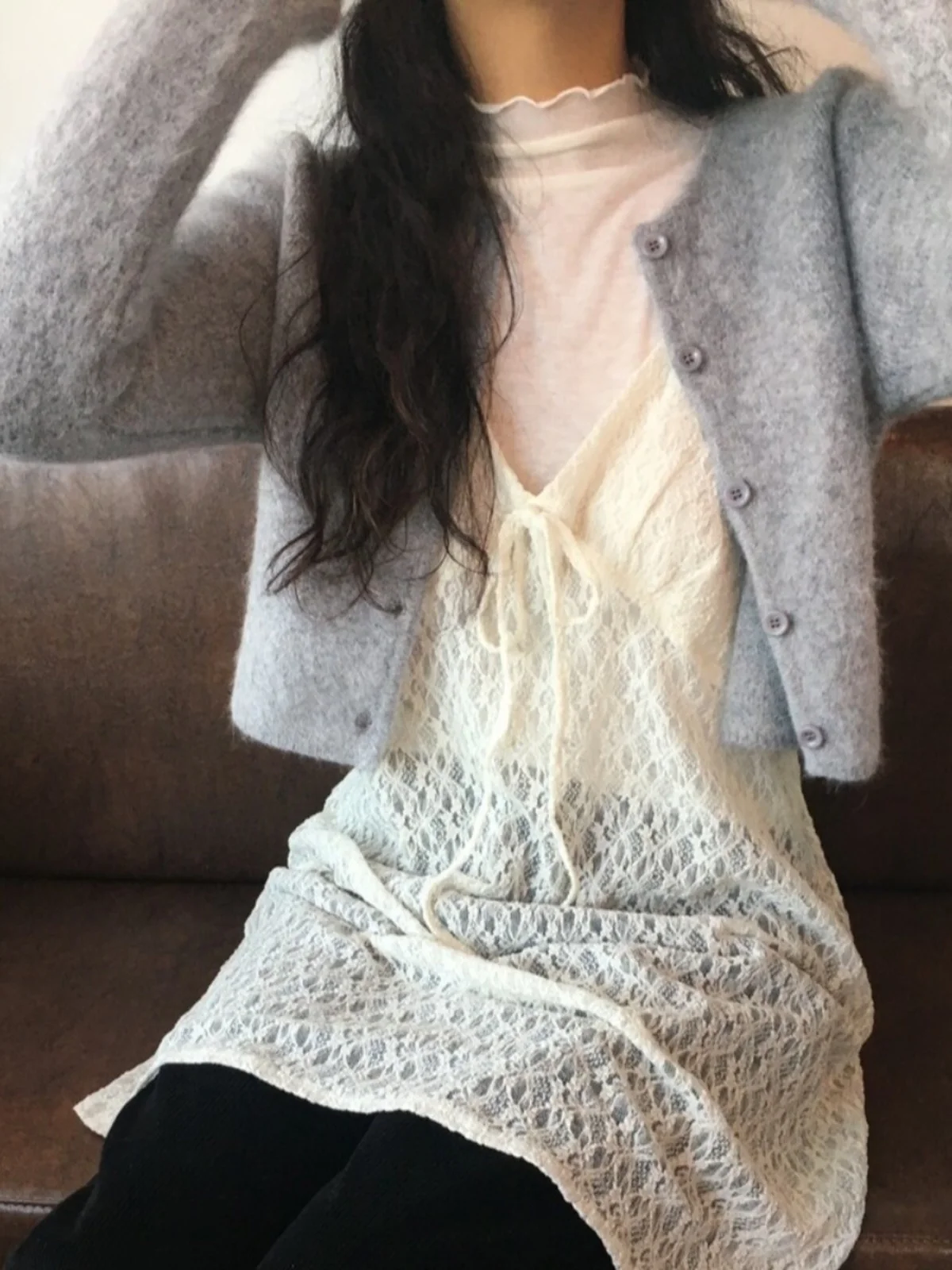 Vestido E com Alças de Renda Estilo Coreano para Mulheres Design em Camadas com Laço Sensação de Redução de Idade Vest...